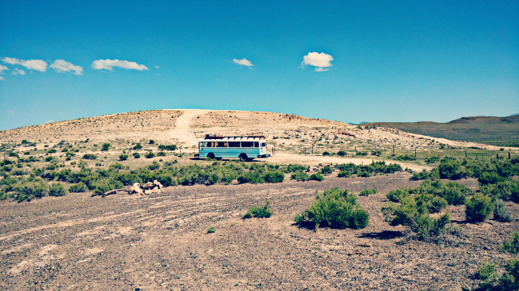 Bus Voyage to Diana's Punch Bowl, Central NV